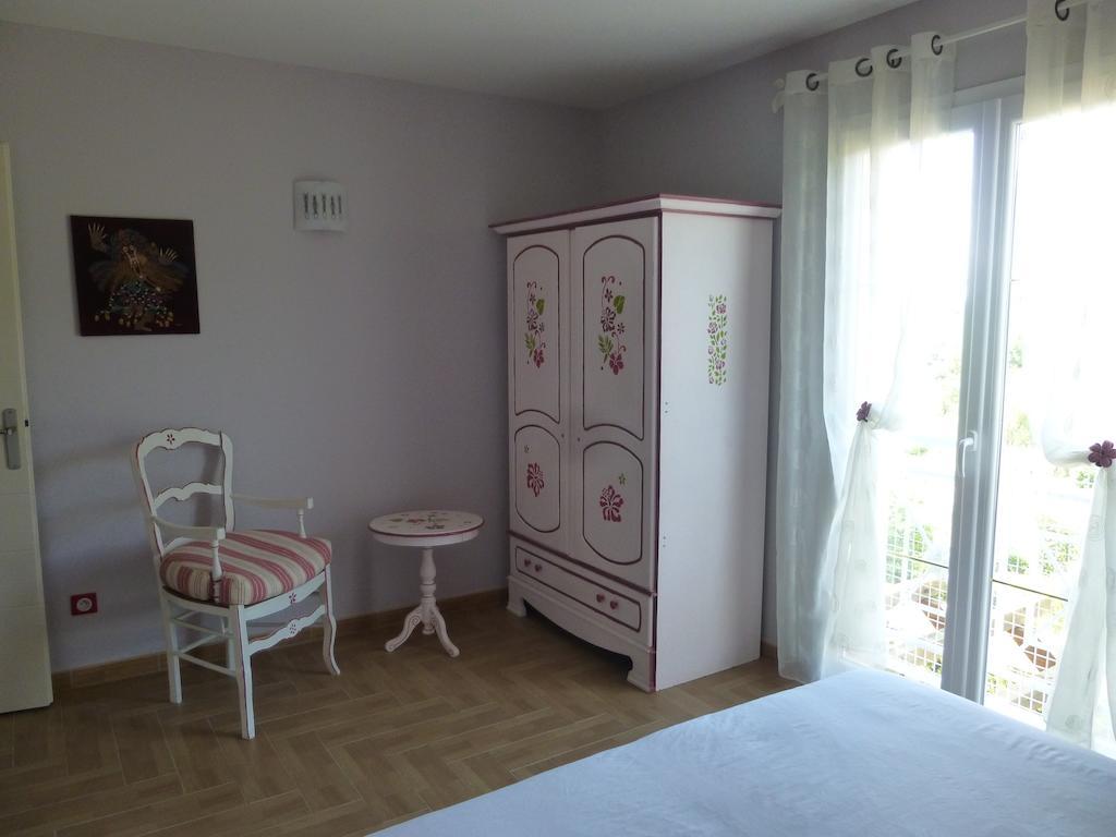 Domaine De Flo Adult A Partir De 16 Ans Bed & Breakfast Saint-Jean-de-la-Blaquiere Room photo
